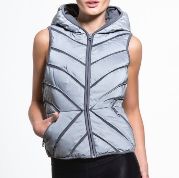 blanc noir Jackets & Blazers - BLANC NOIR Reflective Mesh Inset Puffer Vest Running Jogging Athletic Medium